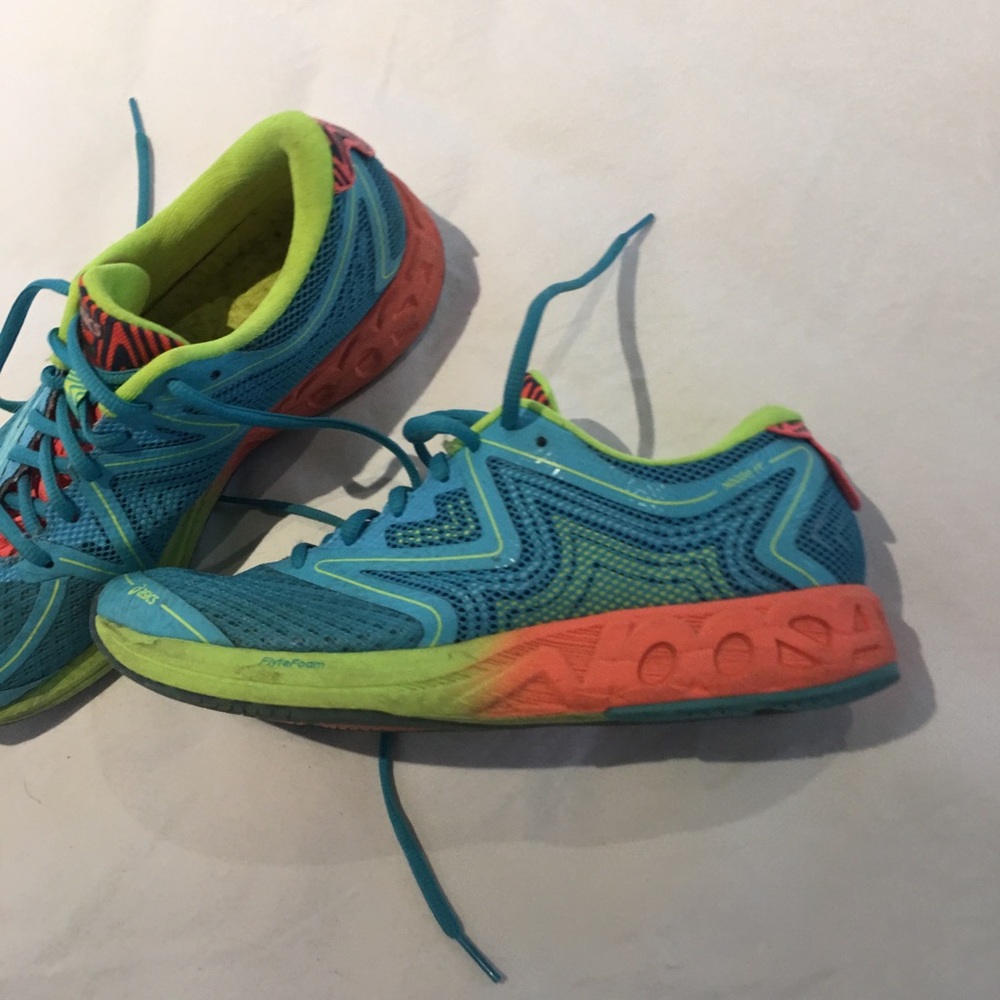 Asics multi colored sneaker